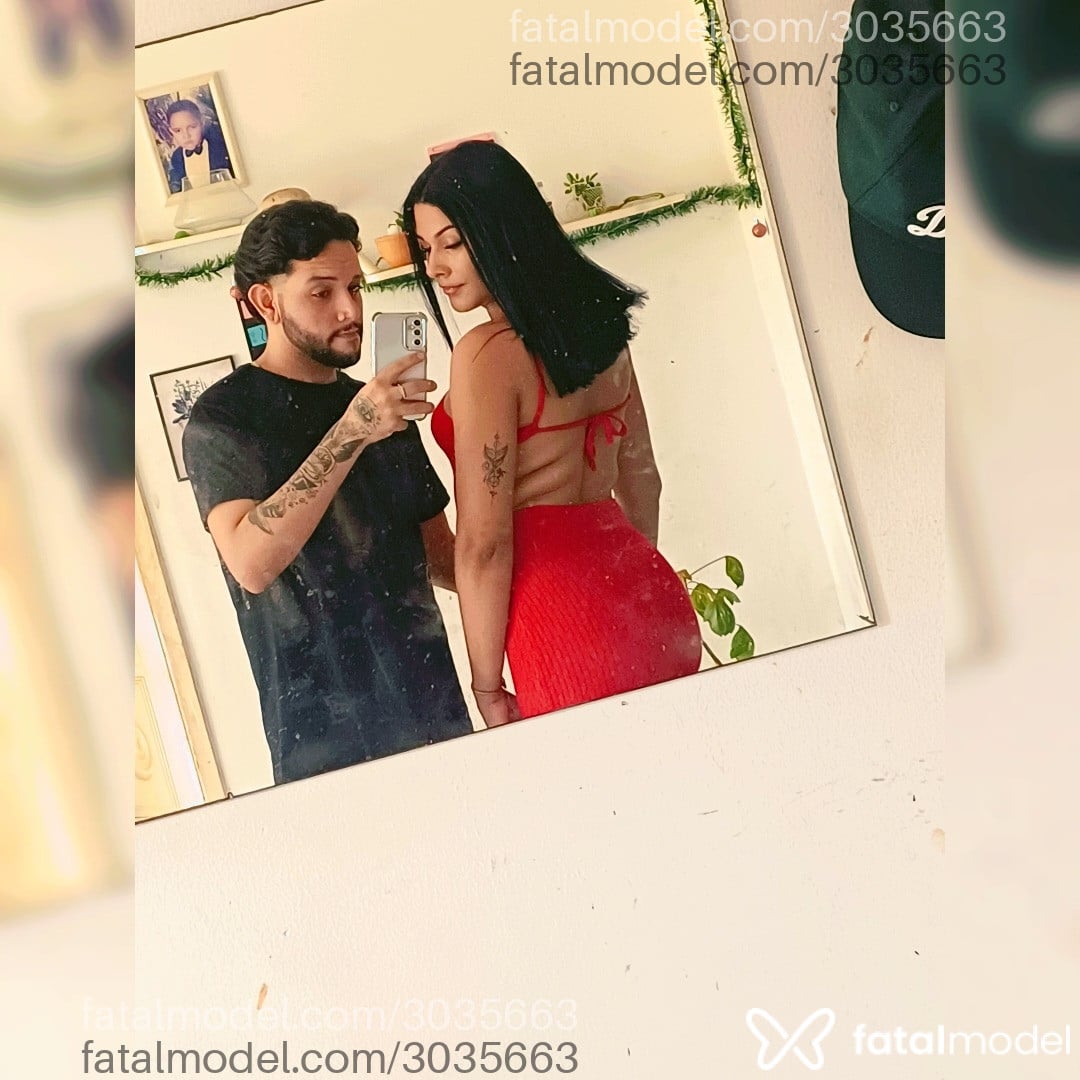 Acompanhante mulher trans morena (o) de olhos pretos em Virtual - Laura