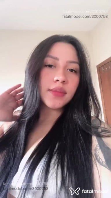 Acompanhante mulher morena (o) de olhos pretos em Montes Claros Acompanhante mulher morena (o) de olhos pretos em Montes Claros - Livia Mayra