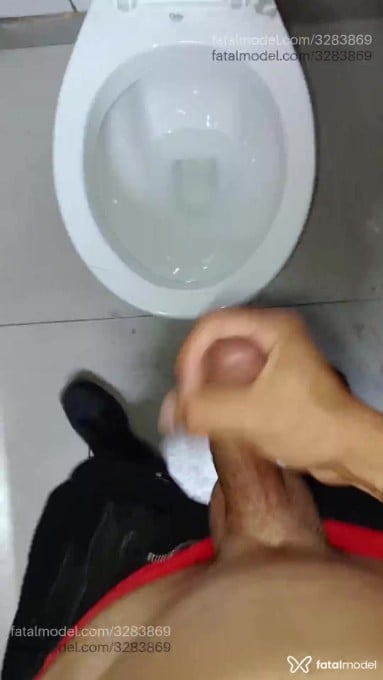 Acompanhante homem morena (o) de olhos pretos - Jonas Acompanhante homem morena (o) de olhos pretos - Jonas