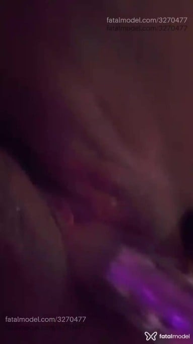 Acompanhante mulher com cabelo castanho de olhos castanhos em Quixeramobim Acompanhante mulher com cabelo castanho de olhos castanhos em Quixeramobim - Luaaaa