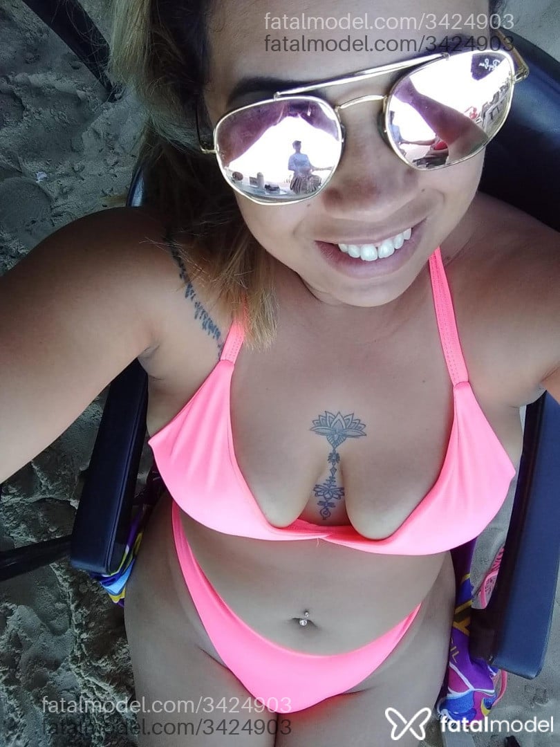 Acompanhante mulher loira (o) de olhos castanhos em São Paulo Acompanhante mulher loira (o) de olhos castanhos em São Paulo - Andressa