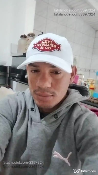 Acompanhante homem morena (o) de olhos castanhos em Virtual - Moreninho