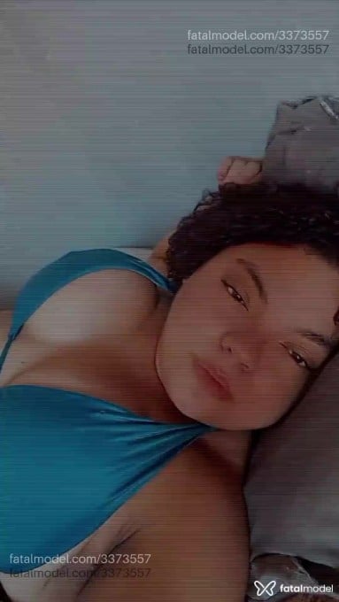 Acompanhante mulher com cabelo castanho de olhos castanhos em Três Lagoas - Gabriella