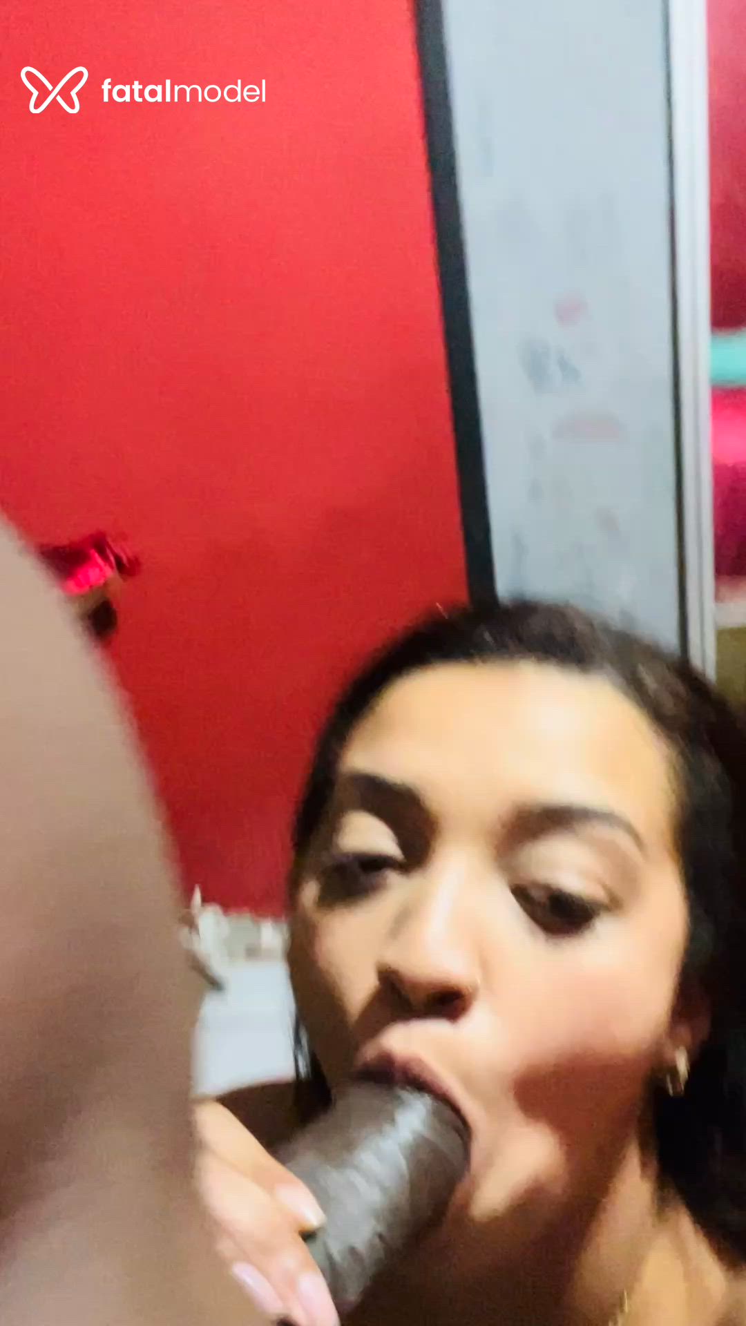Acompanhante mulher morena (o) de olhos pretos - Agathinha