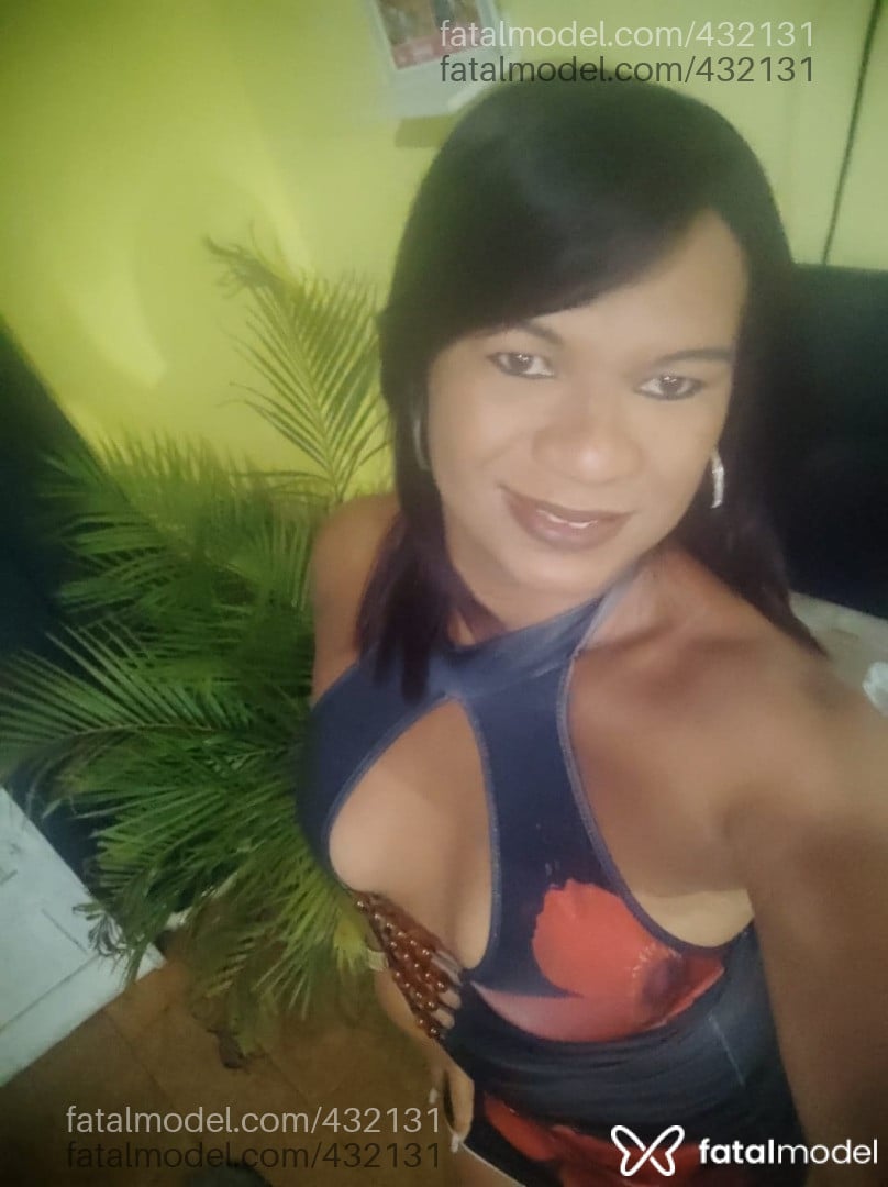 Acompanhante mulher trans com cabelo castanho de olhos castanhos em Camaçari - Ketelly sanyo