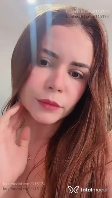 Acompanhante mulher com cabelo castanho de olhos castanhos em Conselheiro Lafaiete Acompanhante mulher com cabelo castanho de olhos castanhos em Conselheiro Lafaiete - Marianna