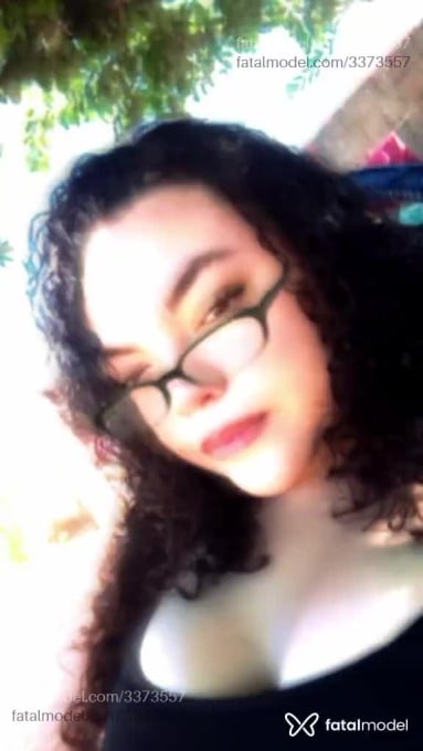 Acompanhante mulher com cabelo castanho de olhos castanhos em Três Lagoas - Gabriella