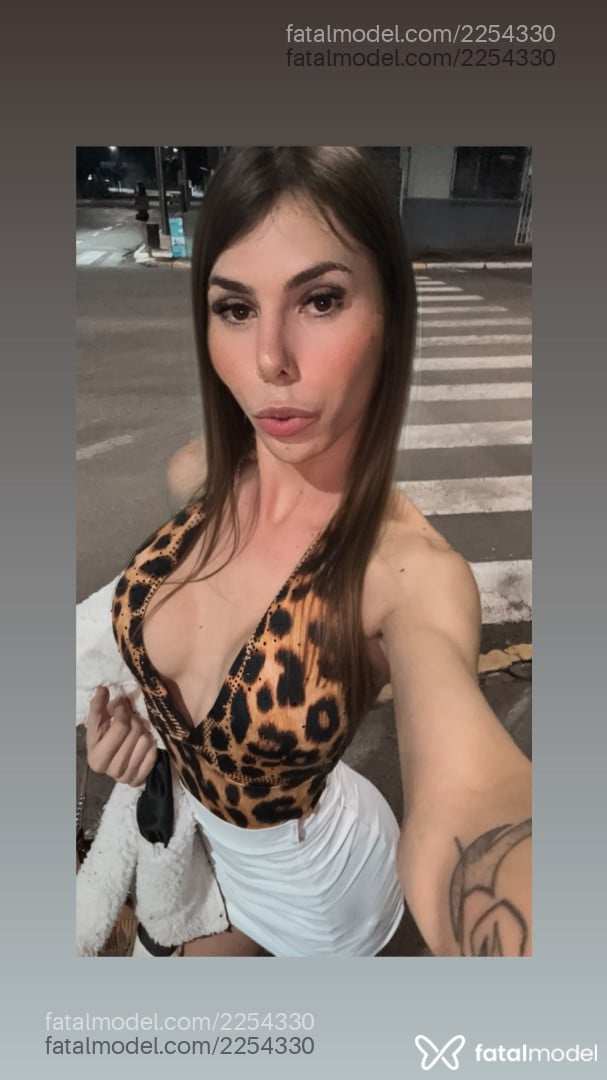 Acompanhante mulher trans loira (o) de olhos castanhos em Santa Cruz do Sul - Bruninha