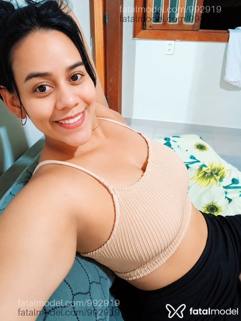 Acompanhante mulher morena (o) de olhos castanhos em Cuiabá Acompanhante mulher morena (o) de olhos castanhos em Cuiabá - Acreana