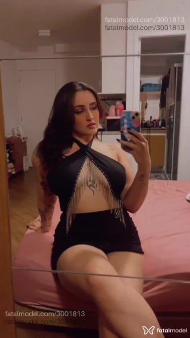 Acompanhante mulher morena (o) de olhos mel em São Paulo Acompanhante mulher morena (o) de olhos mel em São Paulo - Sophia
