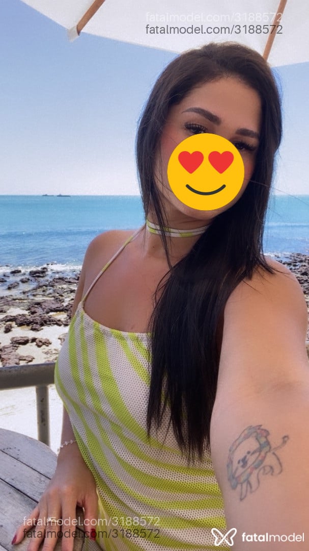 Acompanhante mulher morena (o) de olhos pretos - Mila Acompanhante mulher morena (o) de olhos pretos - Mila