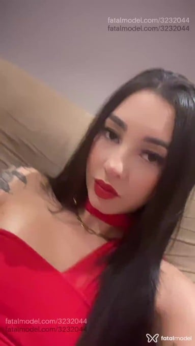 Acompanhante mulher morena (o) de olhos castanhos - Larissa Bittencort