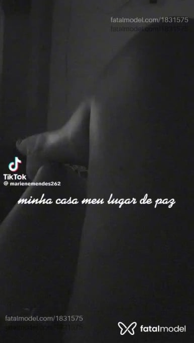 Acompanhante mulher morena (o) de olhos pretos - Mariana