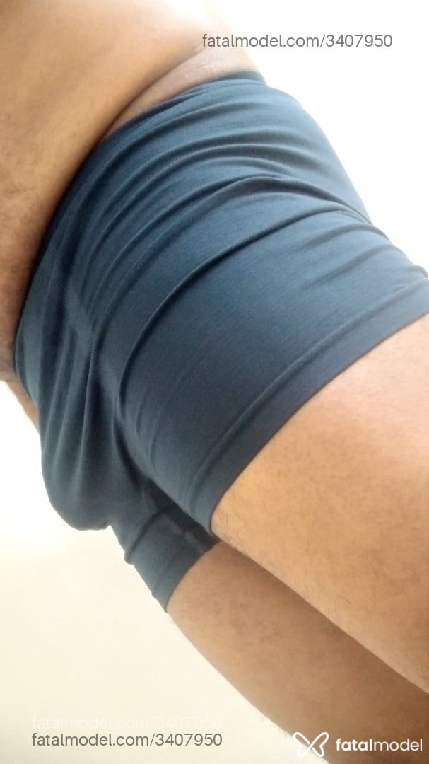 Acompanhante homem morena (o) de olhos castanhos em Juiz de Fora - Matheus Nunes