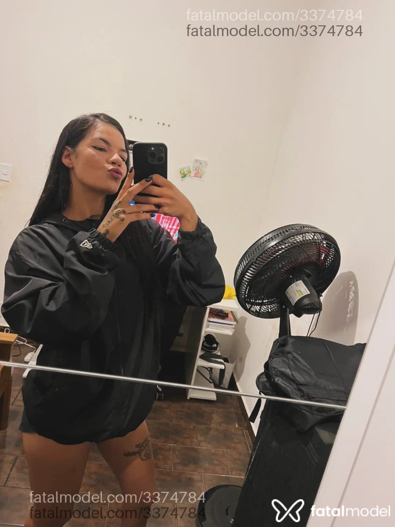 Acompanhante mulher morena (o) de olhos castanhos em Uberaba Acompanhante mulher morena (o) de olhos castanhos em Uberaba - Laila