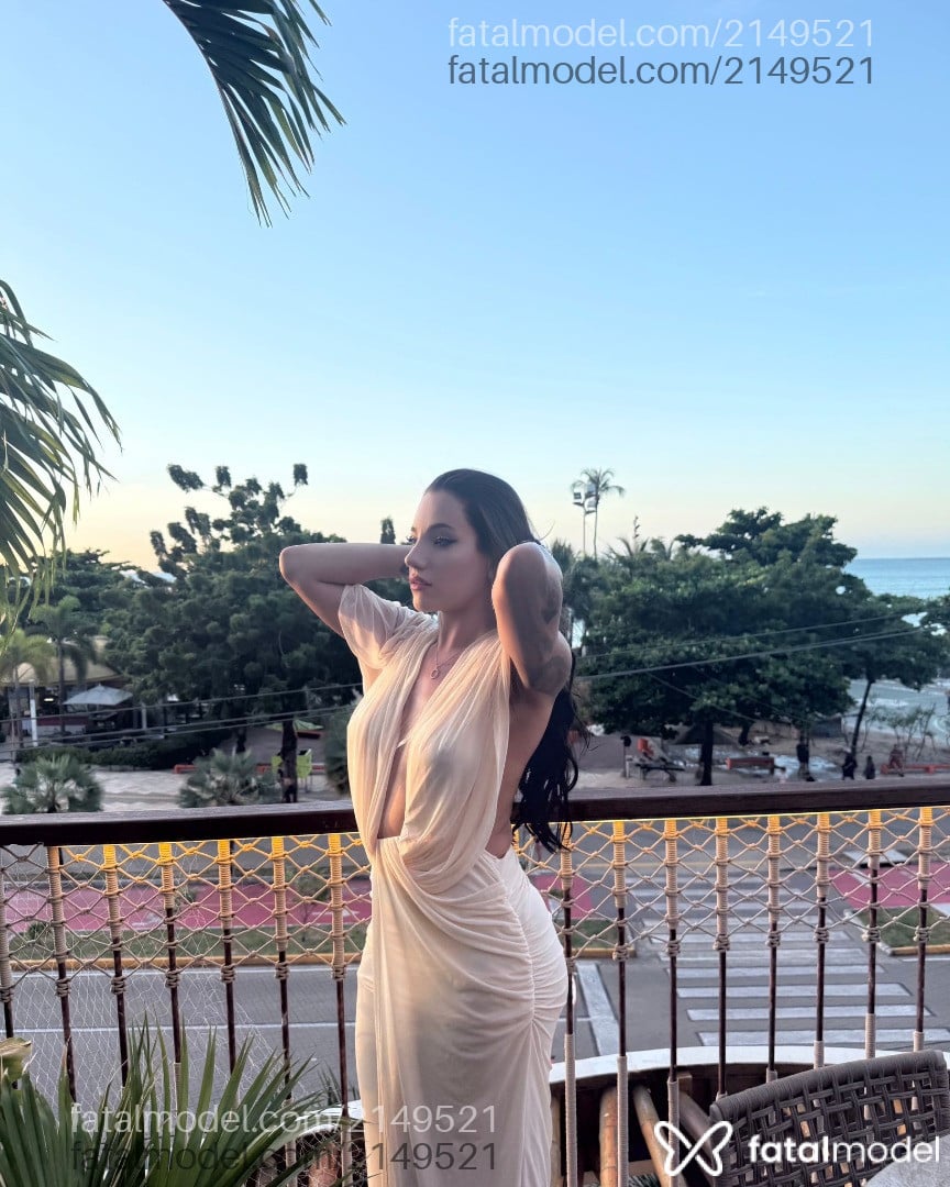 Acompanhante mulher trans morena (o) de olhos castanhos em Porto Velho - Celine