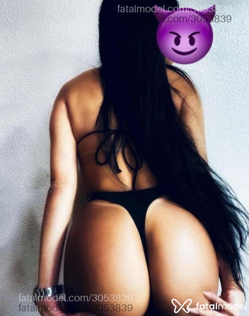 Acompanhante mulher morena (o) de olhos pretos em Rio de Janeiro Acompanhante mulher morena (o) de olhos pretos em Rio de Janeiro - Angel