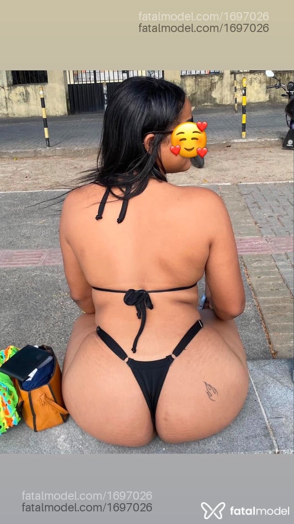 Acompanhante mulher com cabelo castanho de olhos castanhos em Aracaju - Laís Bonifácio