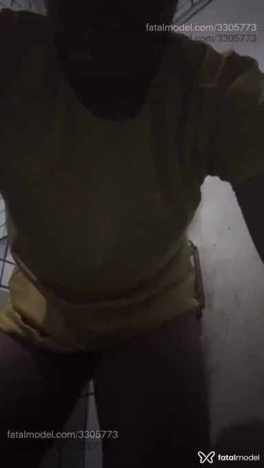 Acompanhante mulher trans morena (o) de olhos castanhos em Virtual Acompanhante mulher trans morena (o) de olhos castanhos em Virtual - Estrela