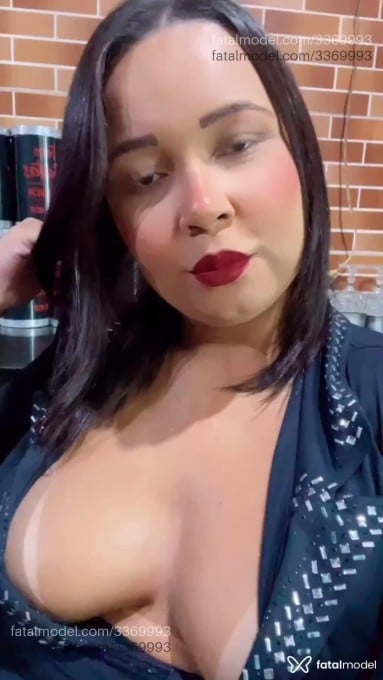 Acompanhante mulher morena (o) de olhos pretos em Vicentinópolis Acompanhante mulher morena (o) de olhos pretos em Vicentinópolis - Beatriz