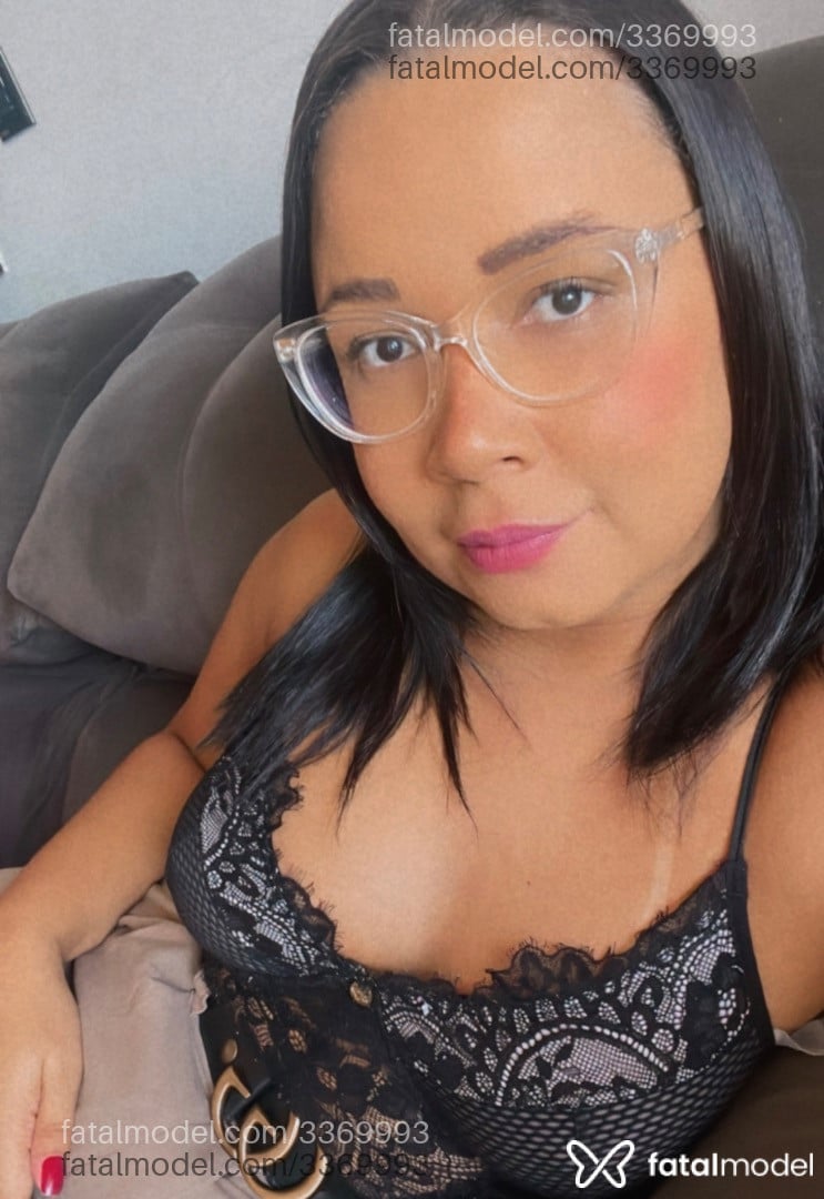 Acompanhante mulher morena (o) de olhos pretos em Vicentinópolis - Beatriz