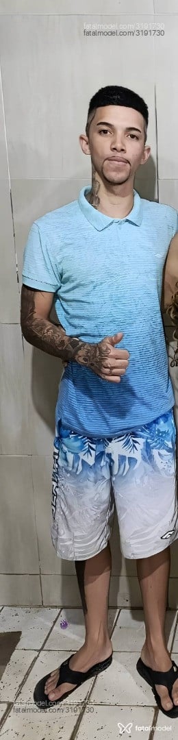Acompanhante homem com cabelo castanho de olhos castanhos em Recife Acompanhante homem com cabelo castanho de olhos castanhos em Recife - Gabriel