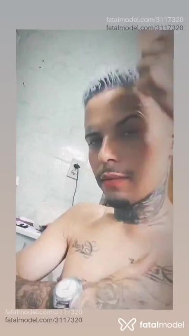 Acompanhante homem com cabelo castanho de olhos pretos - Bruno Ferrari Acompanhante homem com cabelo castanho de olhos pretos - Bruno Ferrari