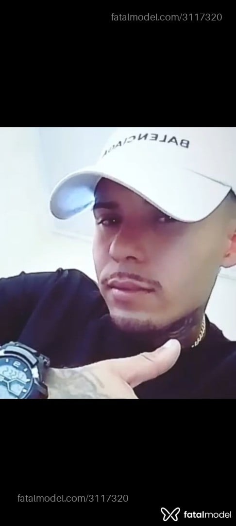 Acompanhante homem com cabelo castanho de olhos pretos - Bruno Ferrari Acompanhante homem com cabelo castanho de olhos pretos - Bruno Ferrari