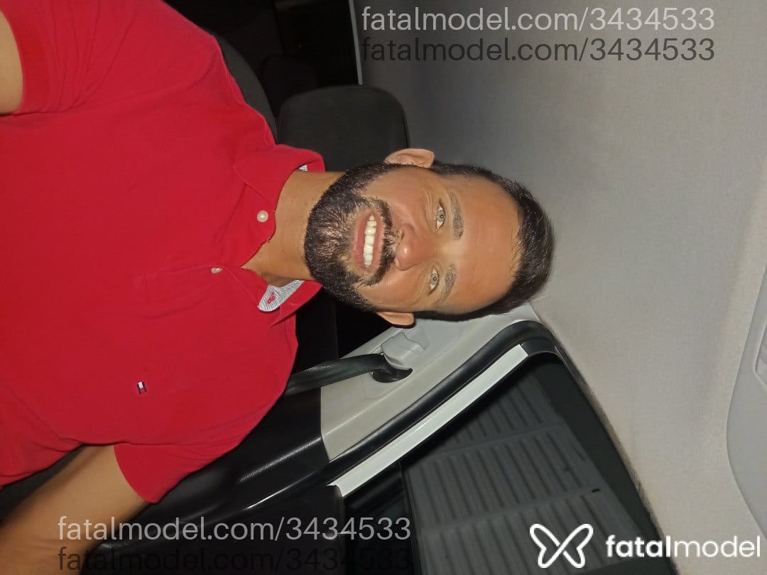 Acompanhante homem com cabelo castanho de olhos verdes em São Paulo - Hector