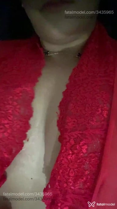Acompanhante mulher morena (o) de olhos pretos em Santo André Acompanhante mulher morena (o) de olhos pretos em Santo André - Mariana