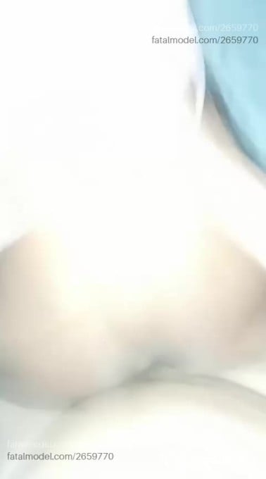 Acompanhante mulher trans morena (o) de olhos castanhos - Bella