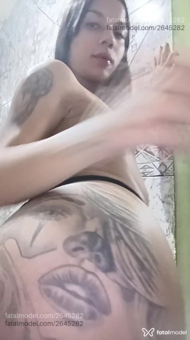 Acompanhante mulher trans morena (o) de olhos castanhos em Virtual Acompanhante mulher trans morena (o) de olhos castanhos em Virtual - Pyetrinha