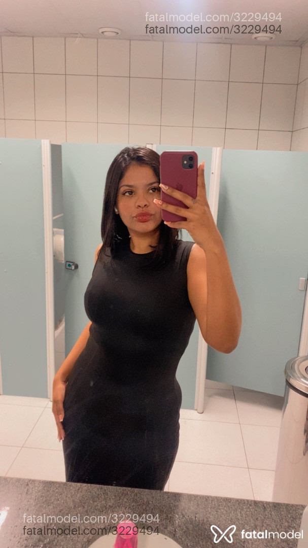 Acompanhante mulher morena (o) de olhos castanhos - Sarah Maria