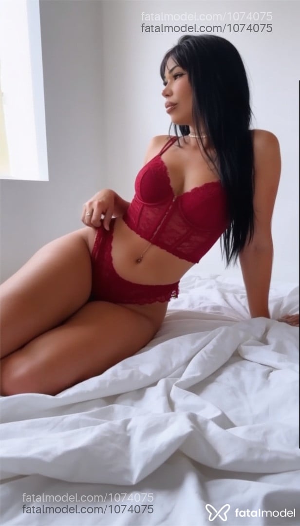 Acompanhante mulher morena (o) de olhos castanhos em Florianópolis - Lara Miller