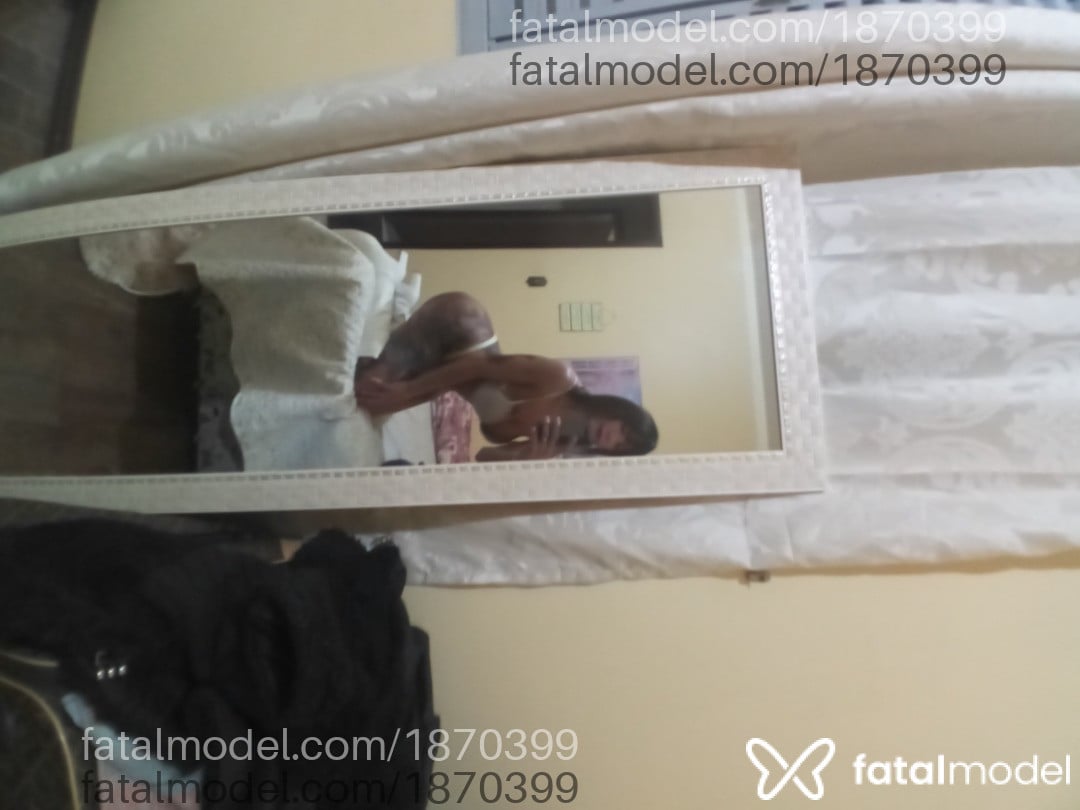 Acompanhante mulher trans com cabelo castanho de olhos verdes em Pouso Alegre - Andressa Basto