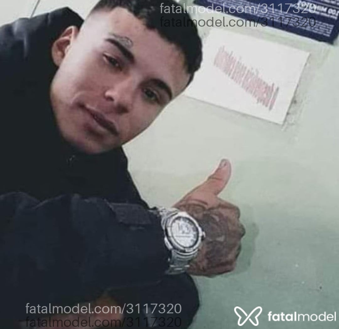 Acompanhante homem com cabelo castanho de olhos pretos em Canoas - Bruno Ferrari