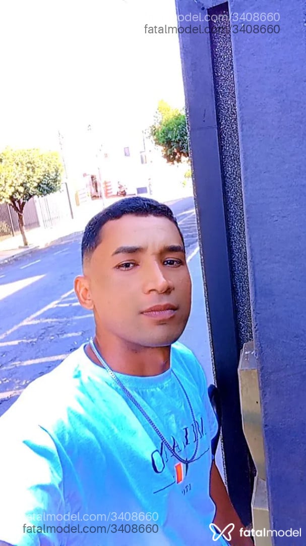 Acompanhante homem morena (o) de olhos pretos em São José do Rio Preto - João Silva