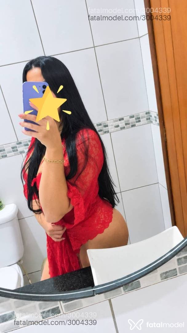 Acompanhante mulher morena (o) de olhos pretos - Melina Fontineli