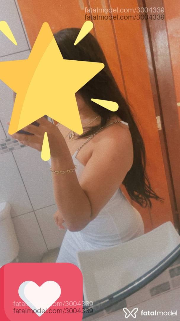 Acompanhante mulher morena (o) de olhos pretos - Melina Fontineli