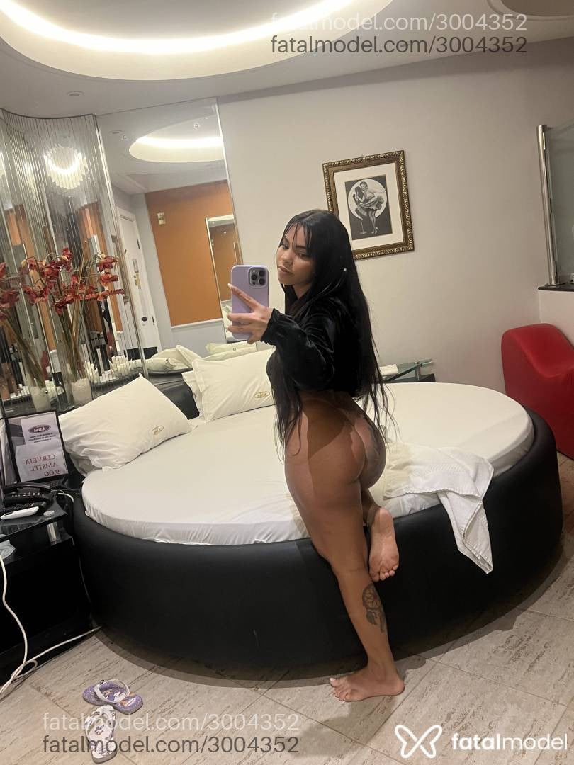 Acompanhante mulher morena (o) de olhos castanhos - Bianca