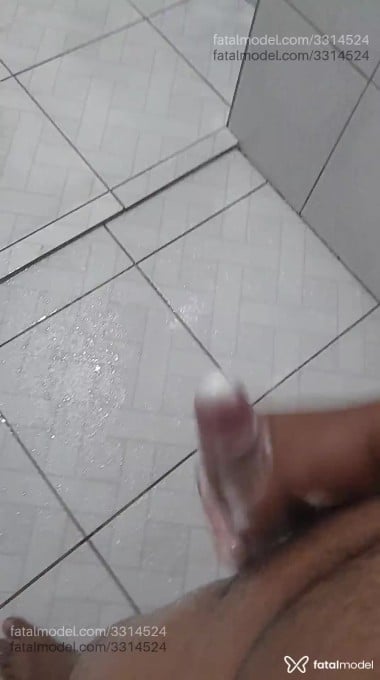 Acompanhante homem morena (o) de olhos castanhos em Porto Velho - Maycon