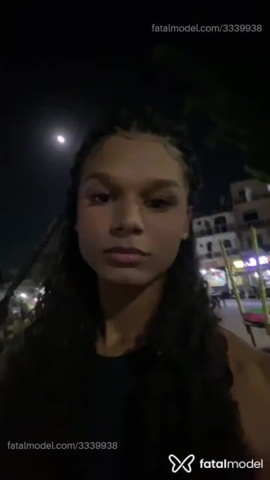 Acompanhante mulher trans com cabelo castanho de olhos castanhos em Salvador Acompanhante mulher trans com cabelo castanho de olhos castanhos em Salvador - Kiara