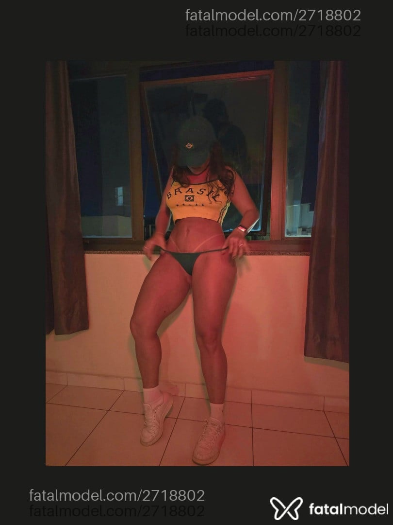Acompanhante mulher morena (o) de olhos pretos em Uberaba - Sérvia