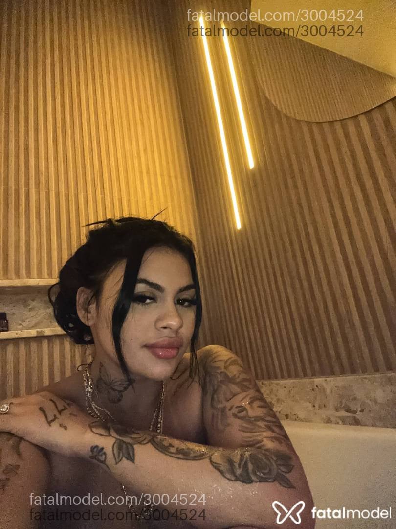 Acompanhante mulher morena (o) de olhos castanhos - Paloma Luz