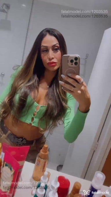 Acompanhante travesti loira (o) de olhos castanhos em São Paulo Acompanhante travesti loira (o) de olhos castanhos em São Paulo - Lohanna Freitas
