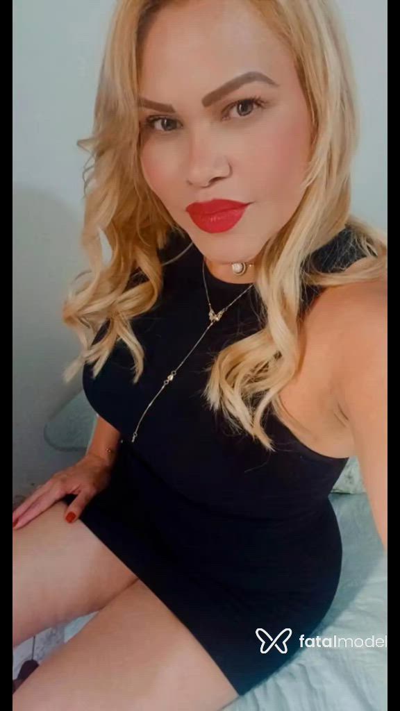 Acompanhante mulher loira (o) de olhos verdes - Luana