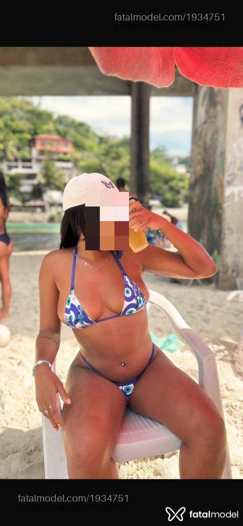 Acompanhante mulher morena (o) de olhos pretos - Inaê Acompanhante mulher morena (o) de olhos pretos - Inaê