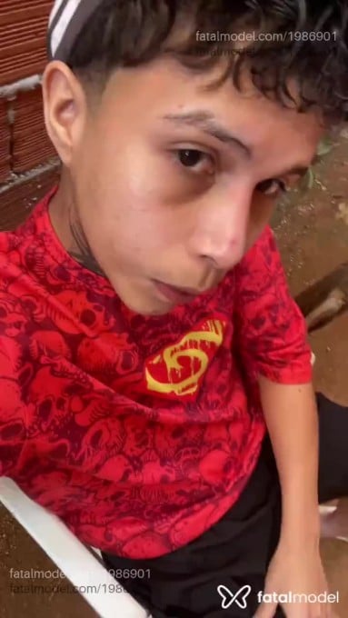 Acompanhante homem morena (o) de olhos pretos em Santo Antônio do Descoberto Acompanhante homem morena (o) de olhos pretos em Santo Antônio do Descoberto - Costah