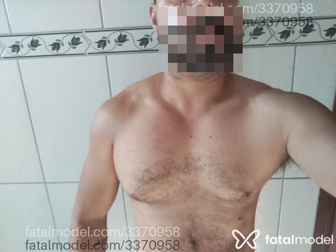 Acompanhante homem com cabelo castanho de olhos castanhos em Barretos - Fernando