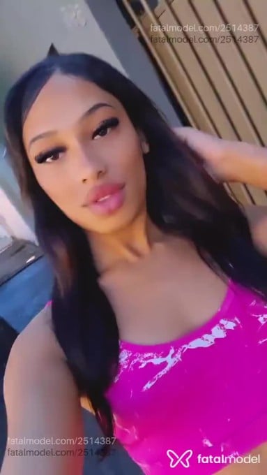 Acompanhante mulher trans morena (o) de olhos pretos em Uberlândia Acompanhante mulher trans morena (o) de olhos pretos em Uberlândia - Yzamoranguinho